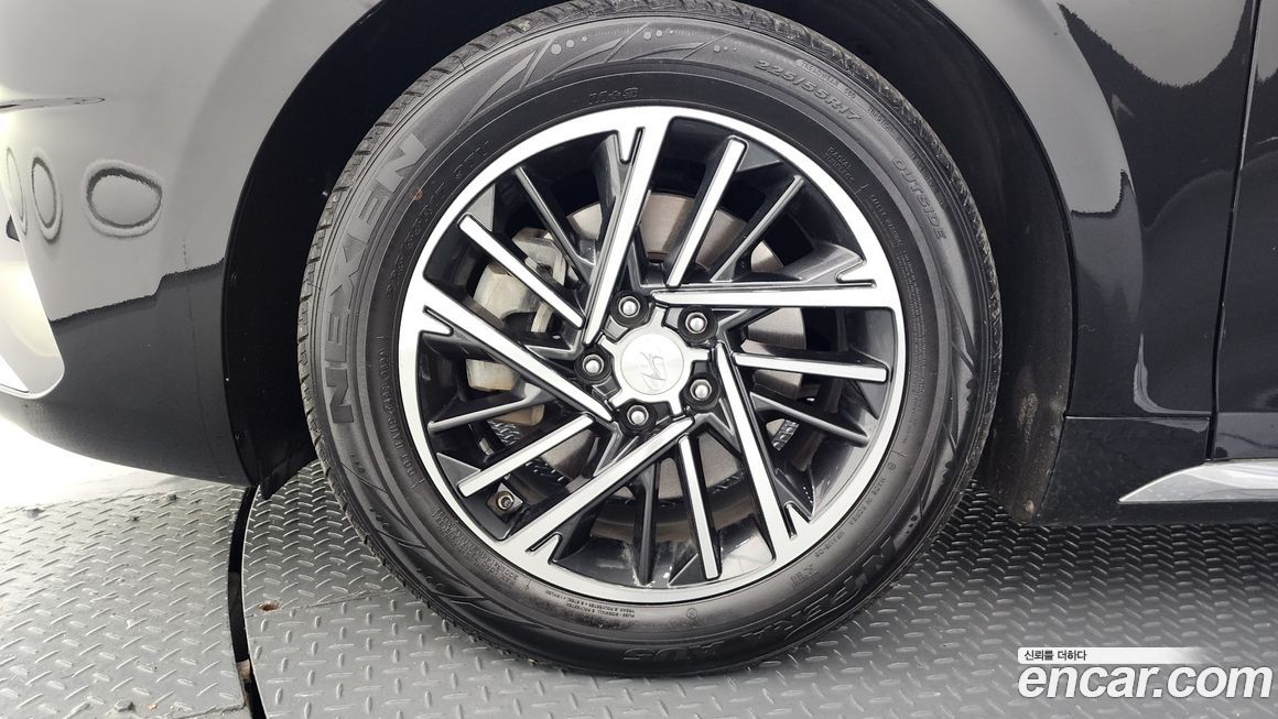 Hyundai Grandeur 2020