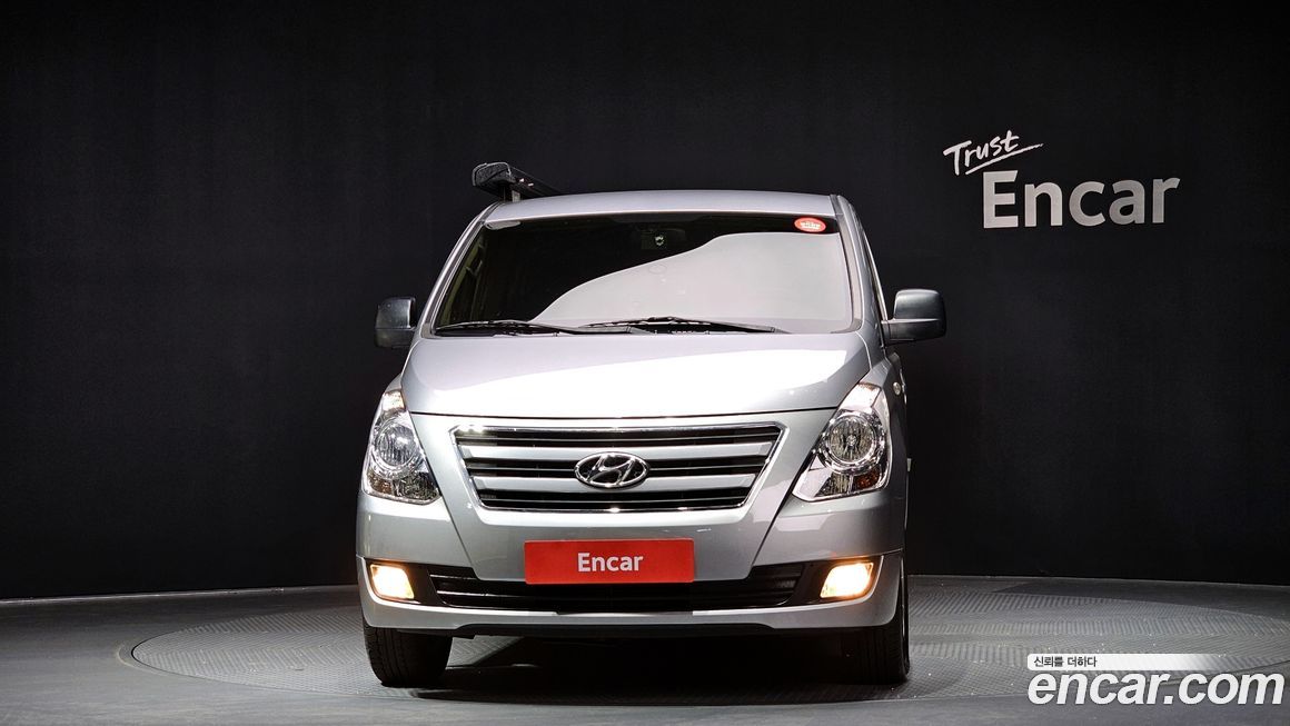 Hyundai Starex 2018