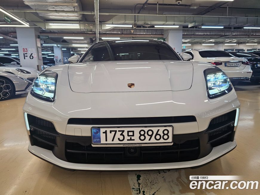 Porsche Panamera 2024