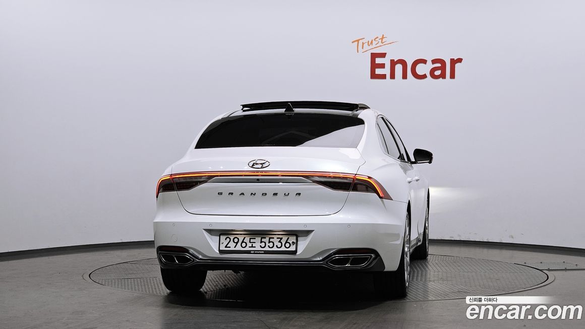 Hyundai Grandeur 2020