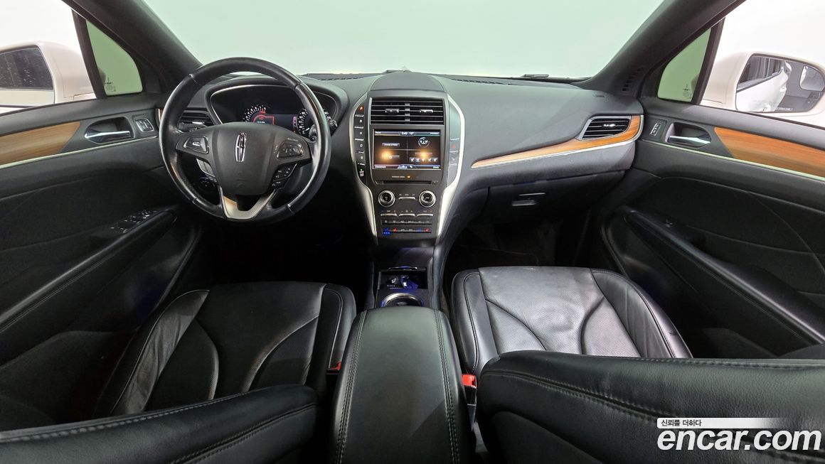 Lincoln MKC 2015