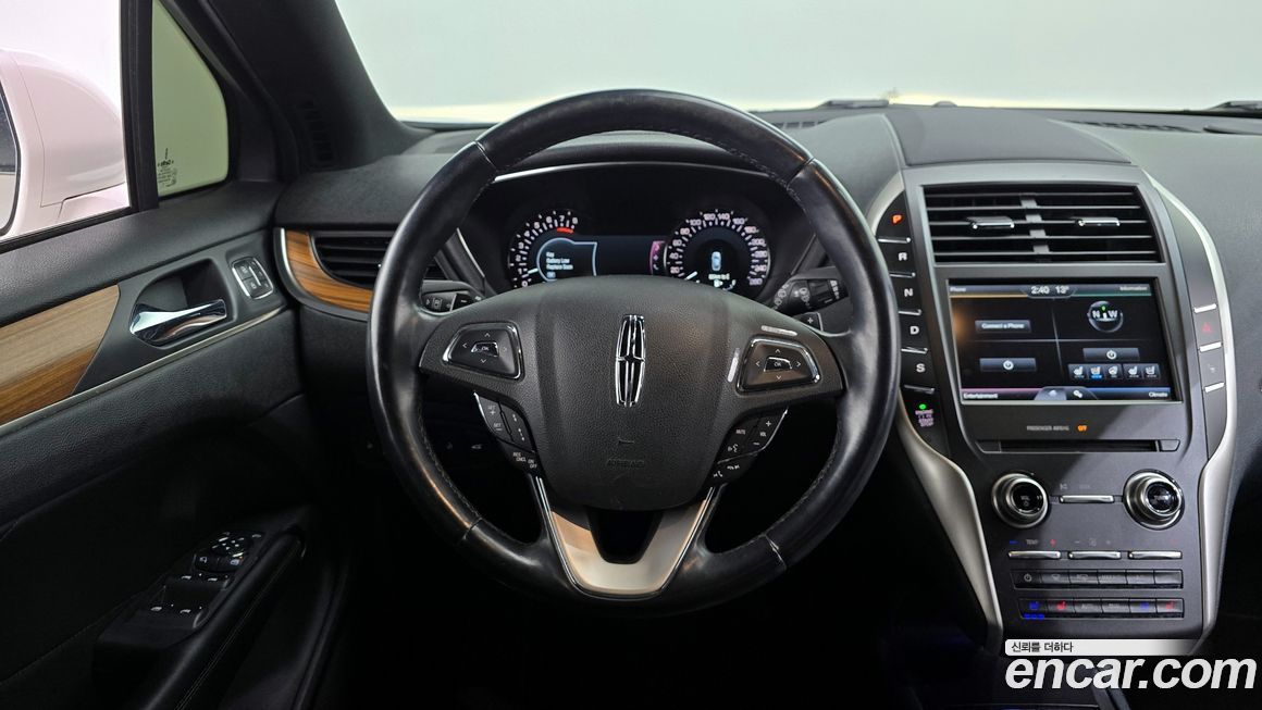 Lincoln MKC 2015