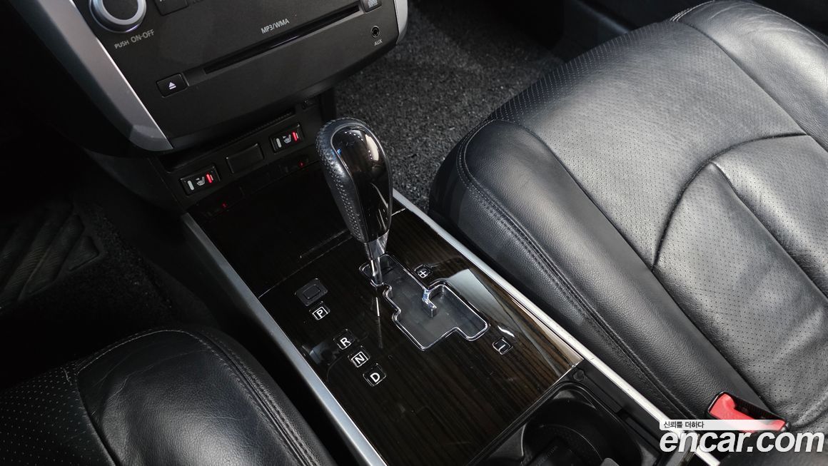 Renault-KoreaSamsung SM7 2011