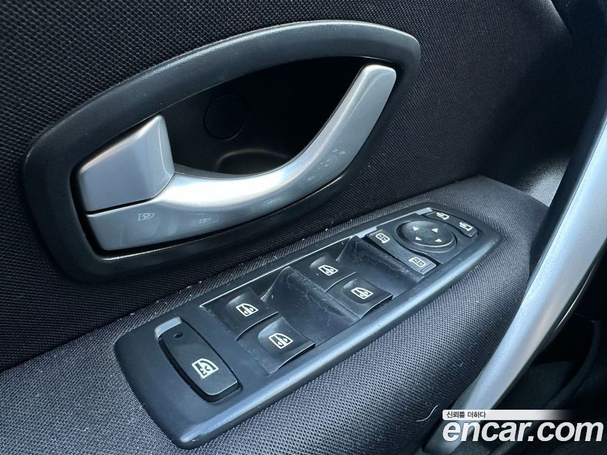 Renault-KoreaSamsung SM3 2010