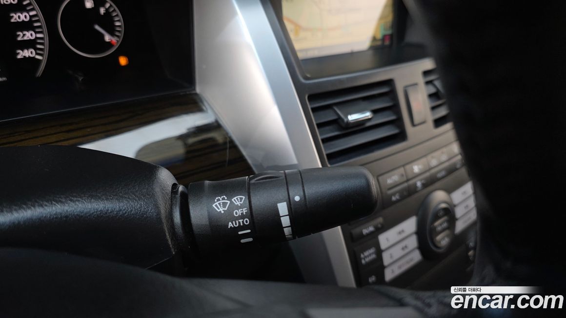 Renault-KoreaSamsung SM7 2011