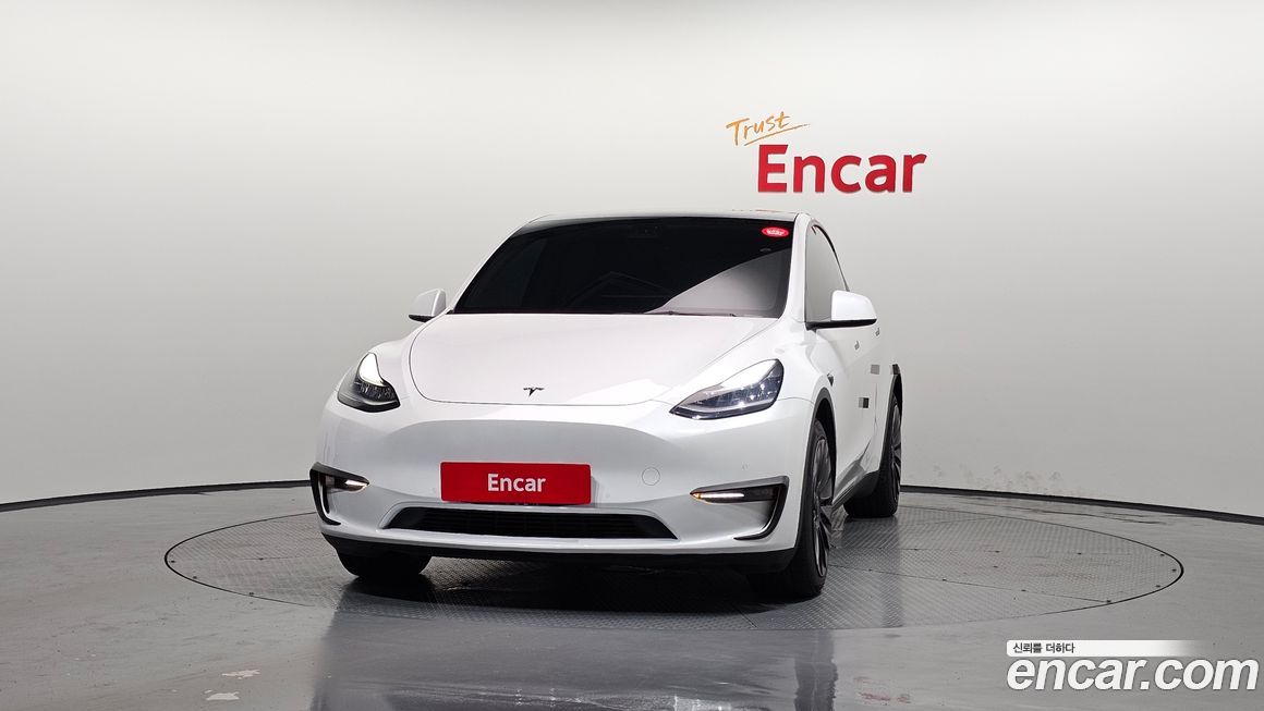 Tesla Model Y 2021