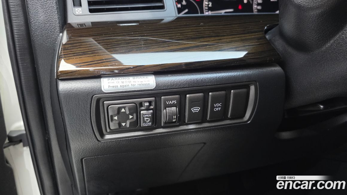 Renault-KoreaSamsung SM7 2011