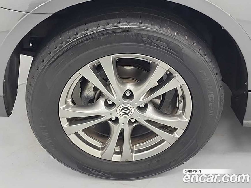 KG_Mobility_Ssangyong Rexton 2011