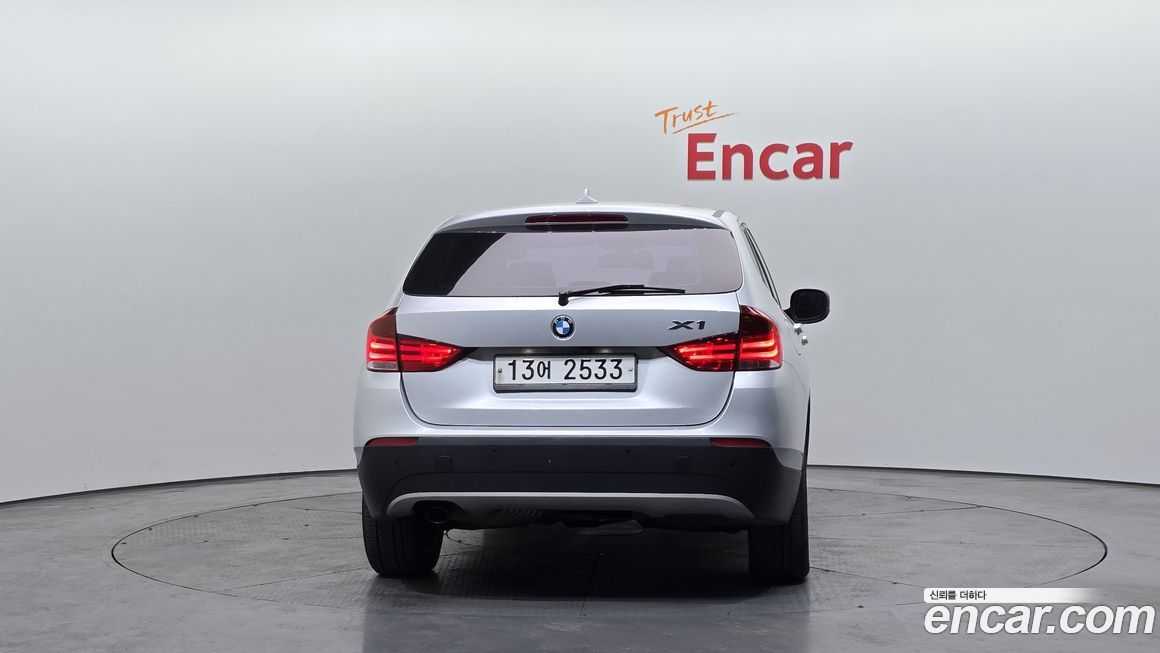 BMW X1 2011