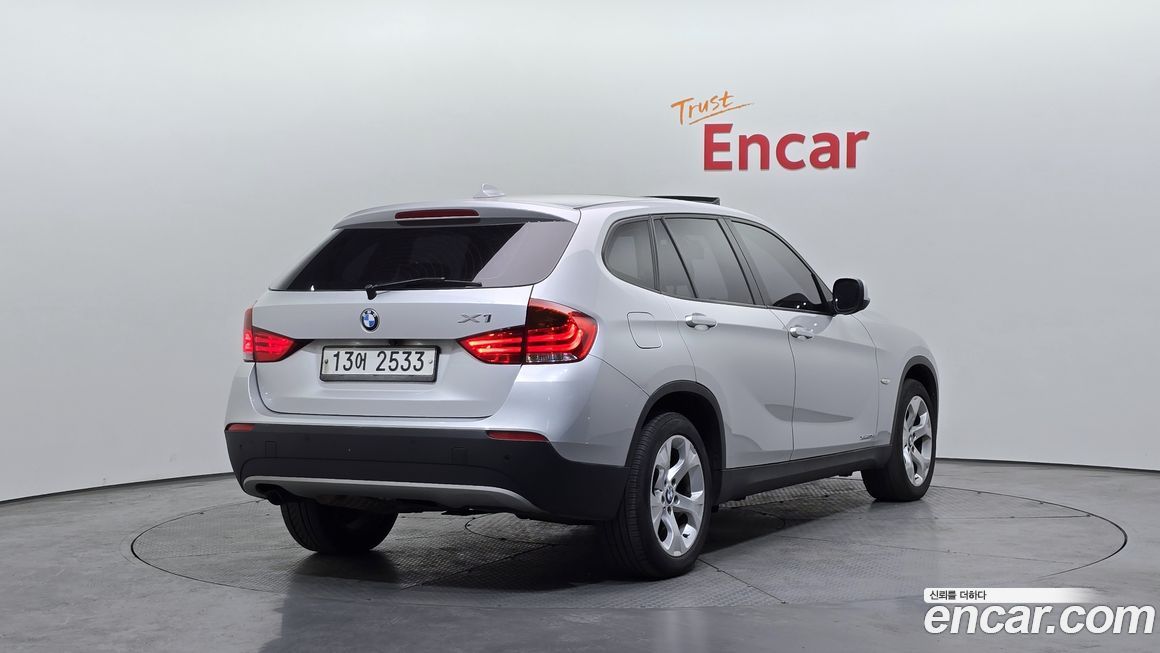 BMW X1 2011