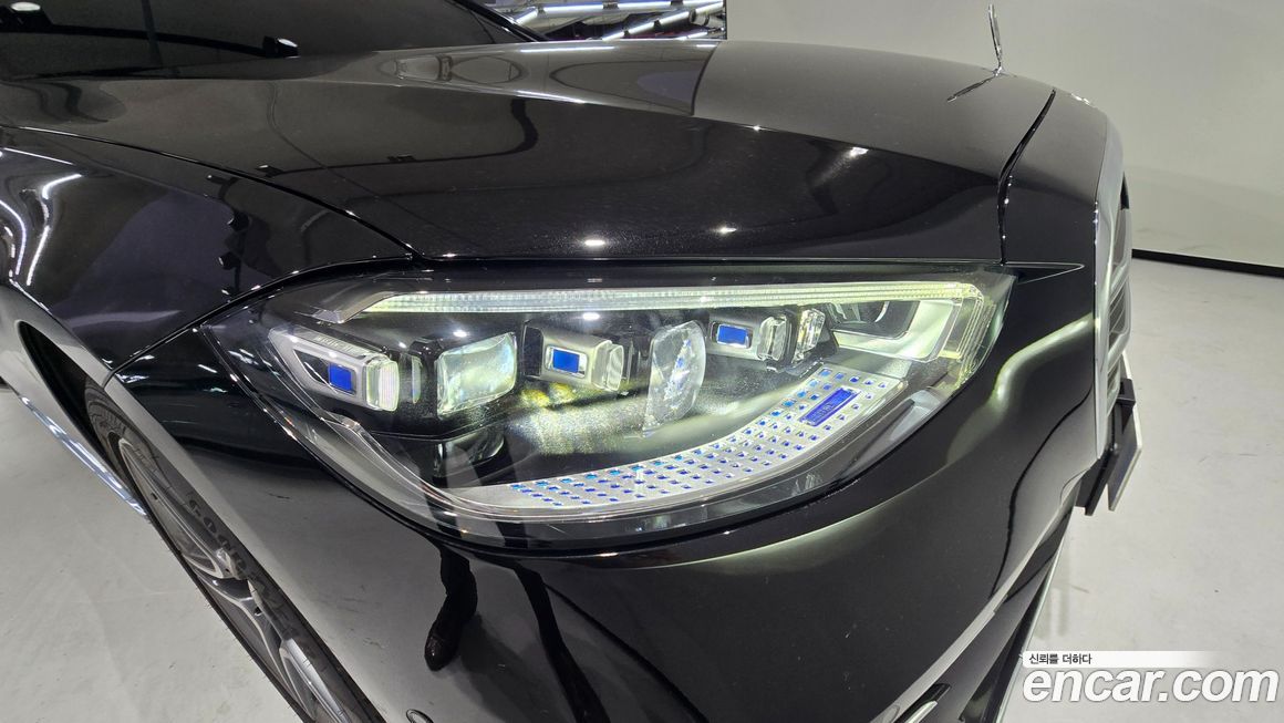 Mercedes-Benz S-Class 2023