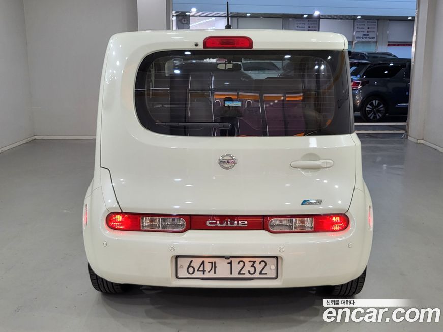 Nissan Cube 2011