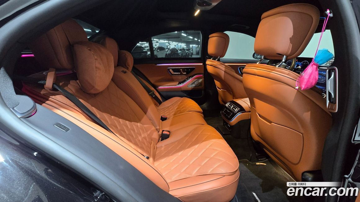 Mercedes-Benz S-Class 2023