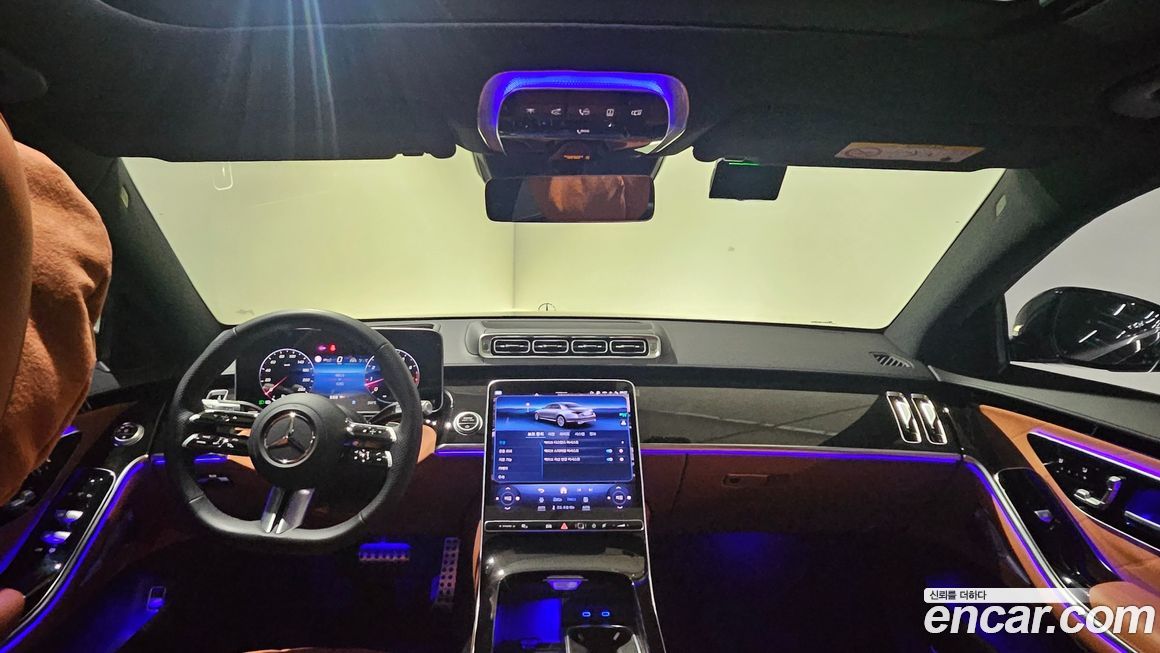 Mercedes-Benz S-Class 2025