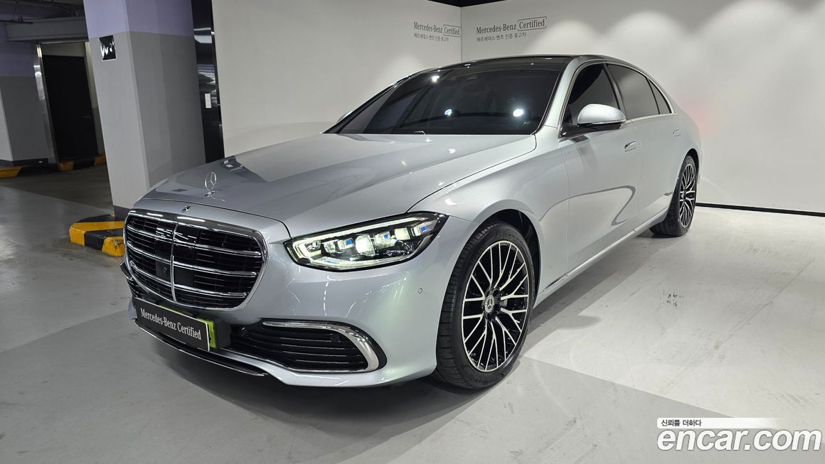 Mercedes-Benz S-Class 2025