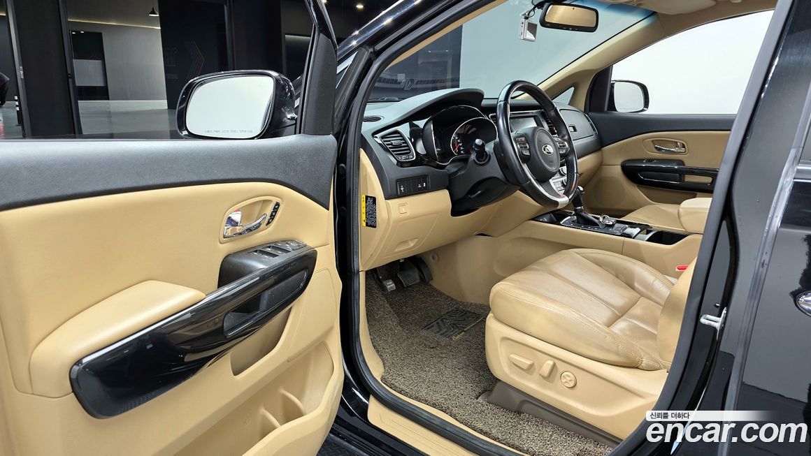 Kia Canival 2016