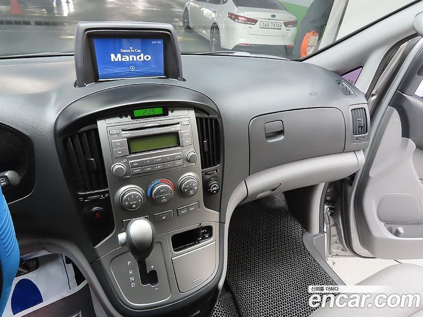 Hyundai Starex 2015