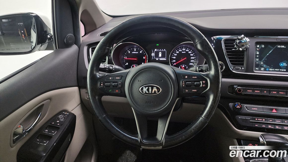 Kia Canival 2018