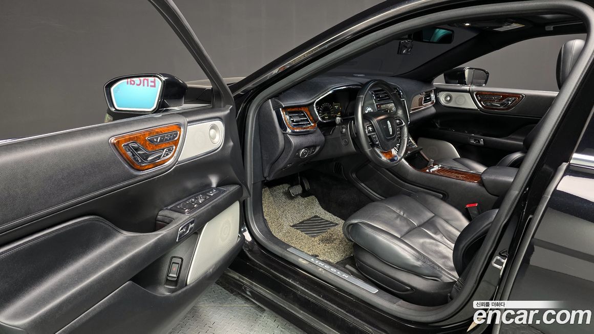 Lincoln Continental 2017