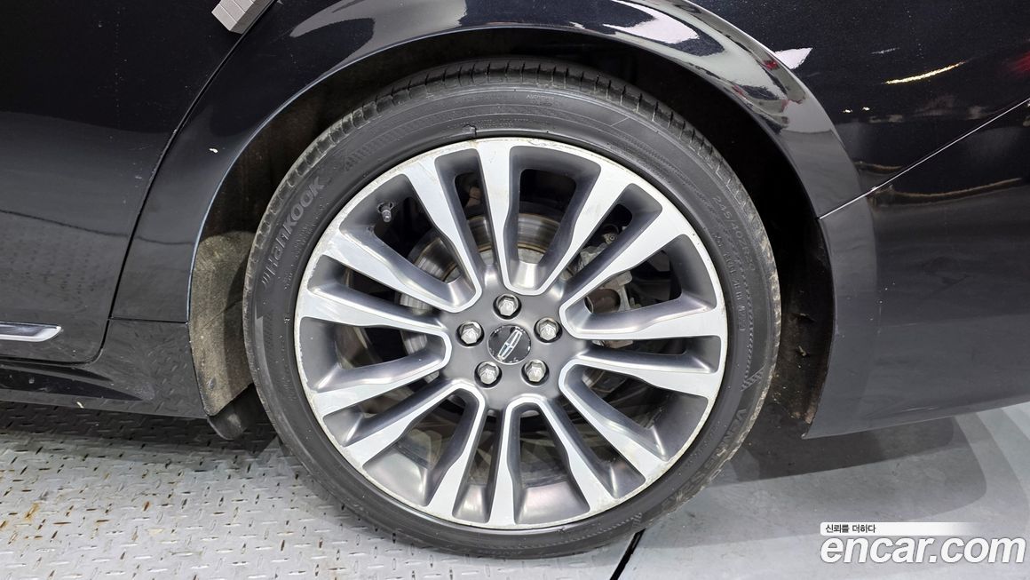 Lincoln Continental 2017