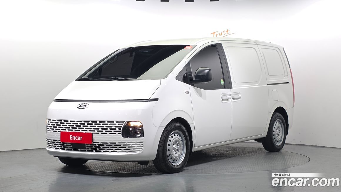 Hyundai Staria 2022