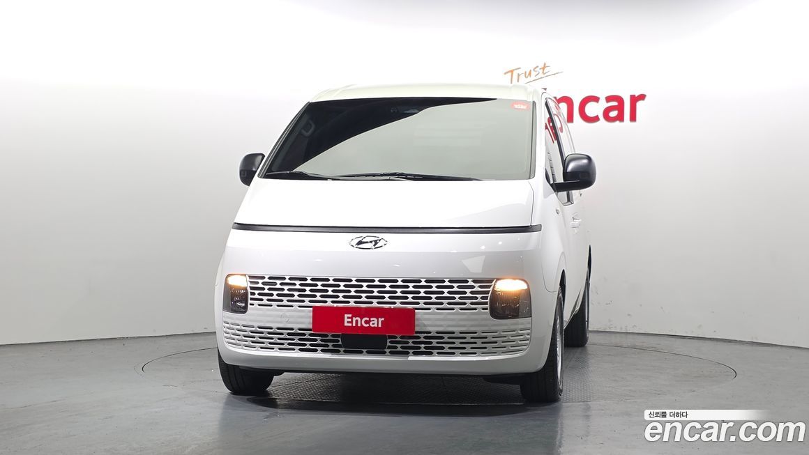 Hyundai Staria 2022