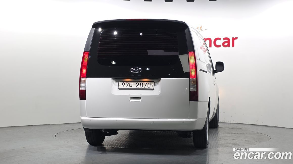 Hyundai Staria 2022