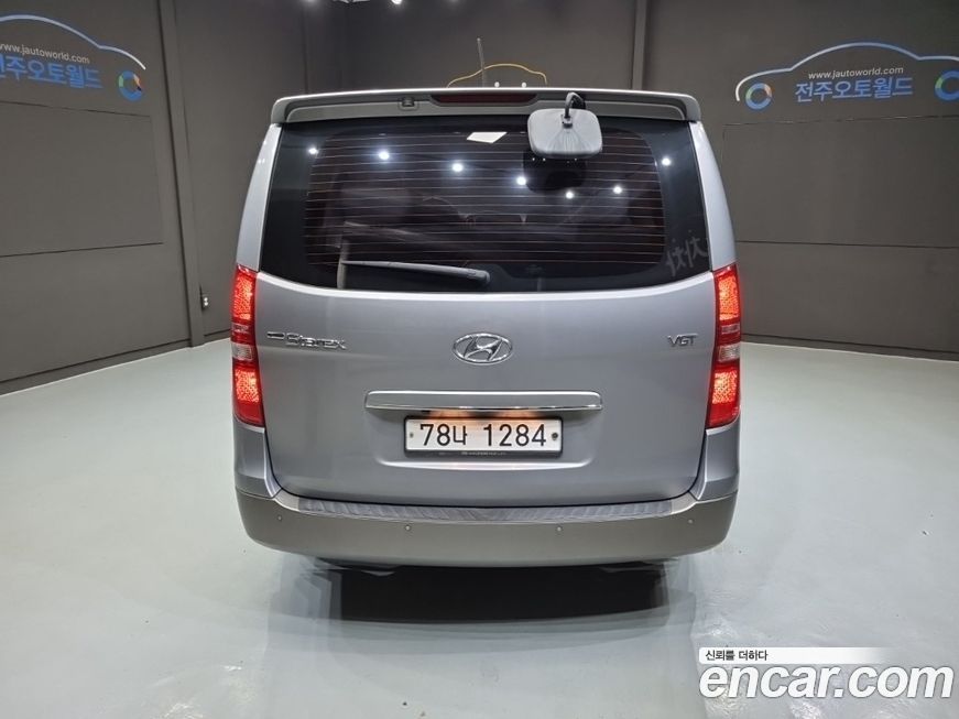 Hyundai Starex 2017