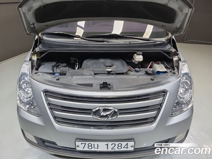 Hyundai Starex 2017