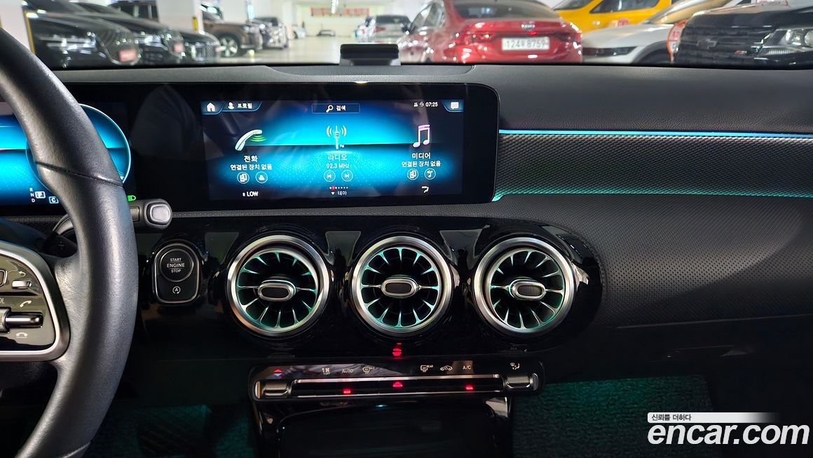 Mercedes-Benz A-Class 2021