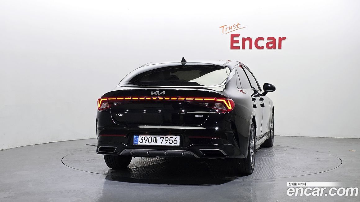 Kia K5 2023