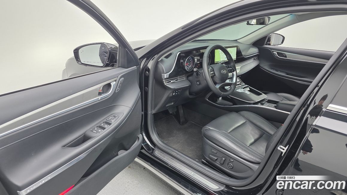 Hyundai Grandeur 2022