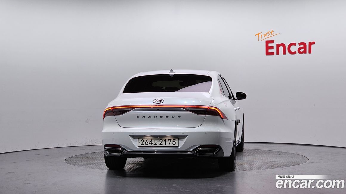 Hyundai Grandeur 2021