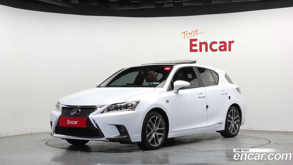 Lexus CT200h 2016