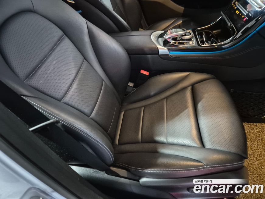 Mercedes-Benz GLC-Class 2019