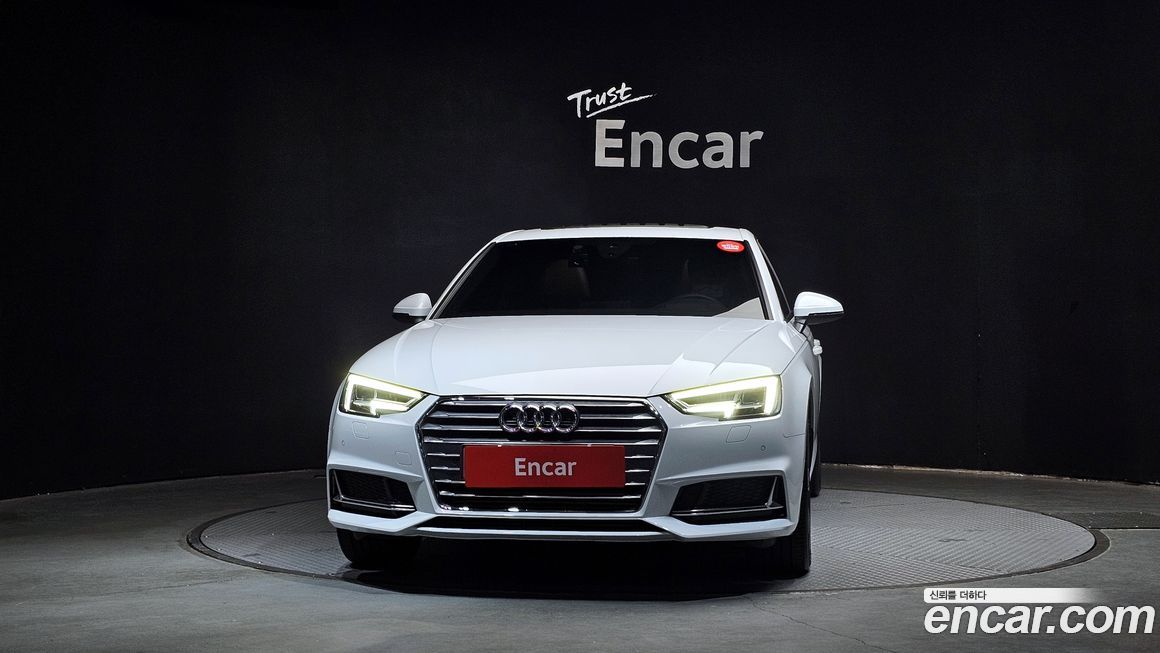 Audi A4 2019