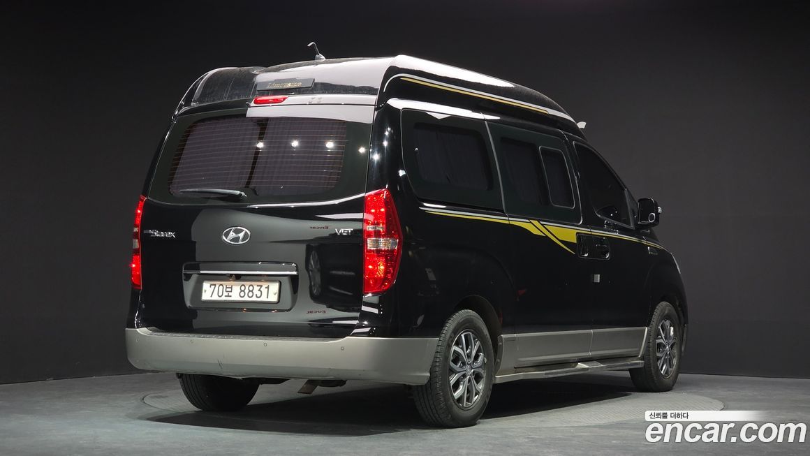 Hyundai Starex 2018