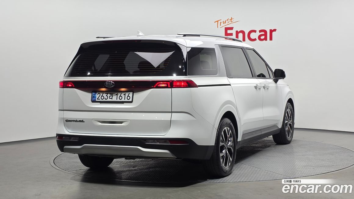 Kia Canival 2021
