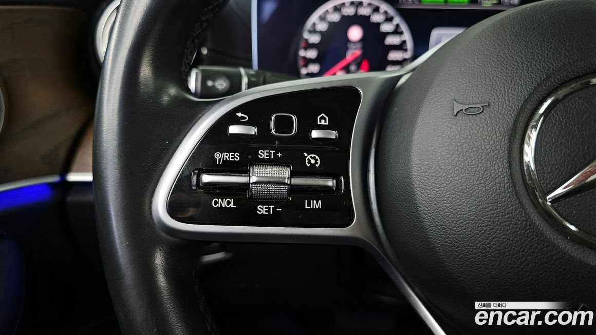 Mercedes-Benz E-Class 2019