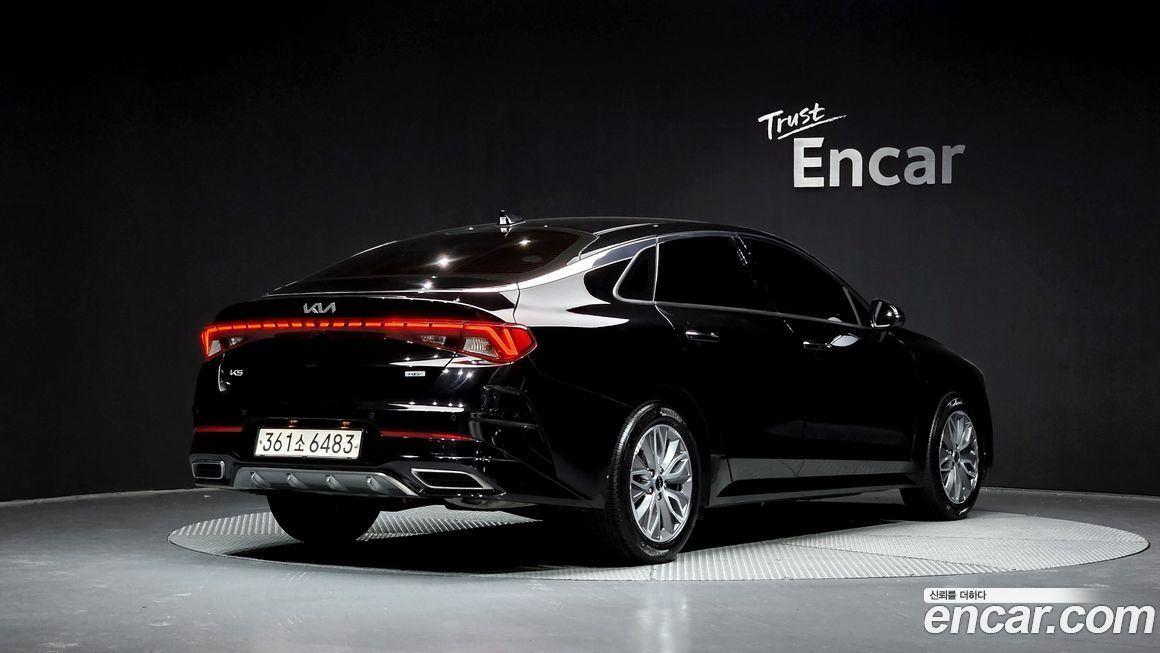 Kia K5 2023