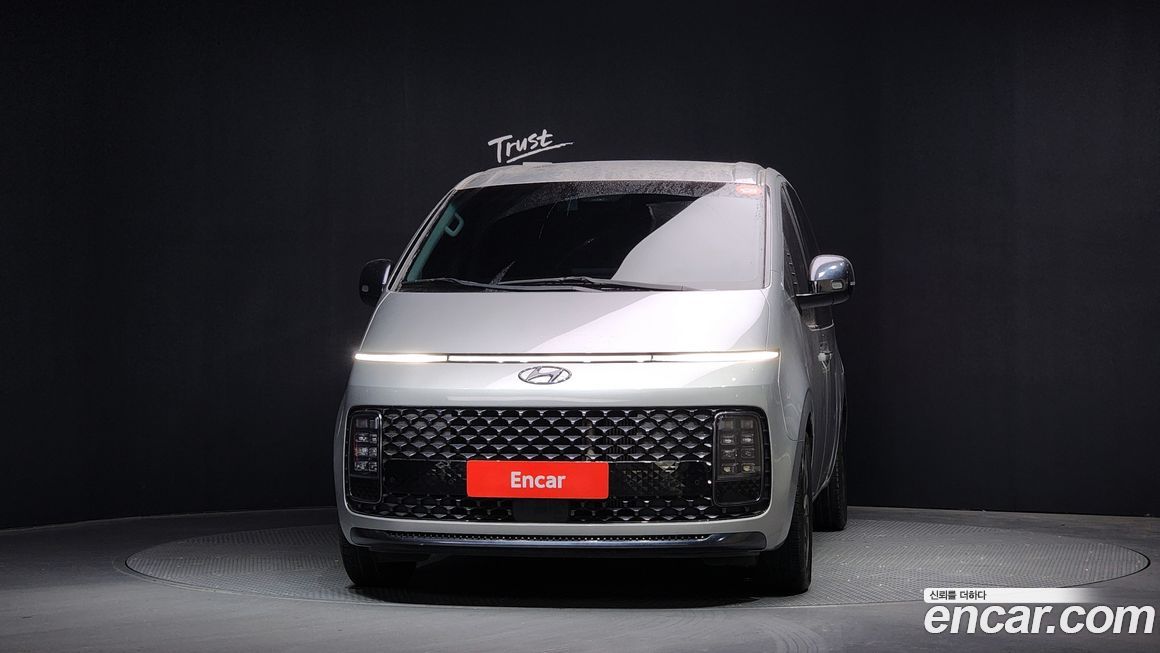 Hyundai Staria 2022