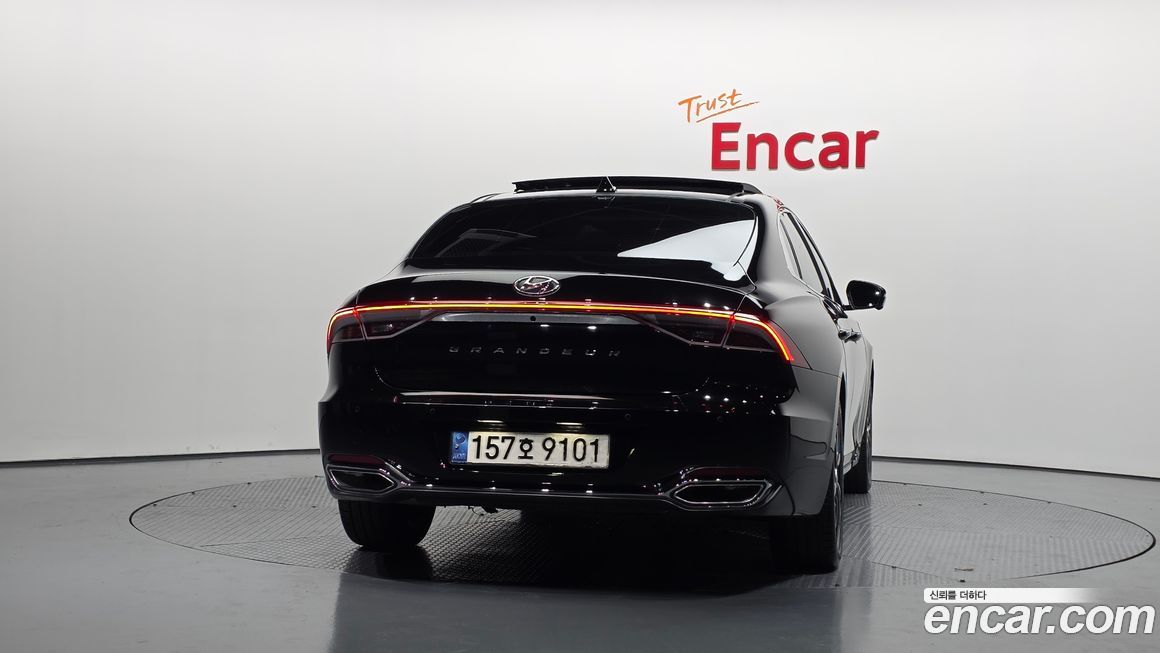 Hyundai Grandeur 2022