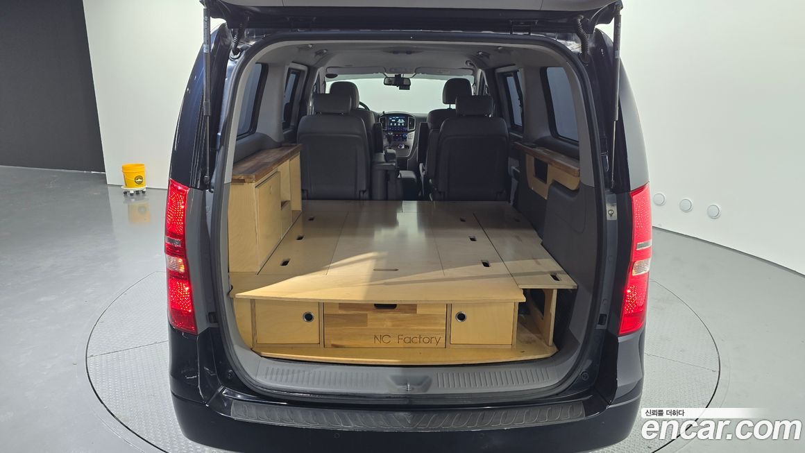 Hyundai Starex 2021