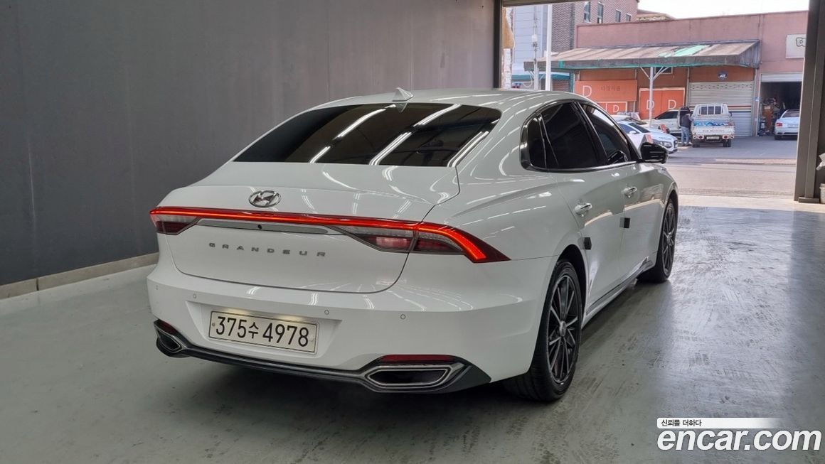 Hyundai Grandeur 2022
