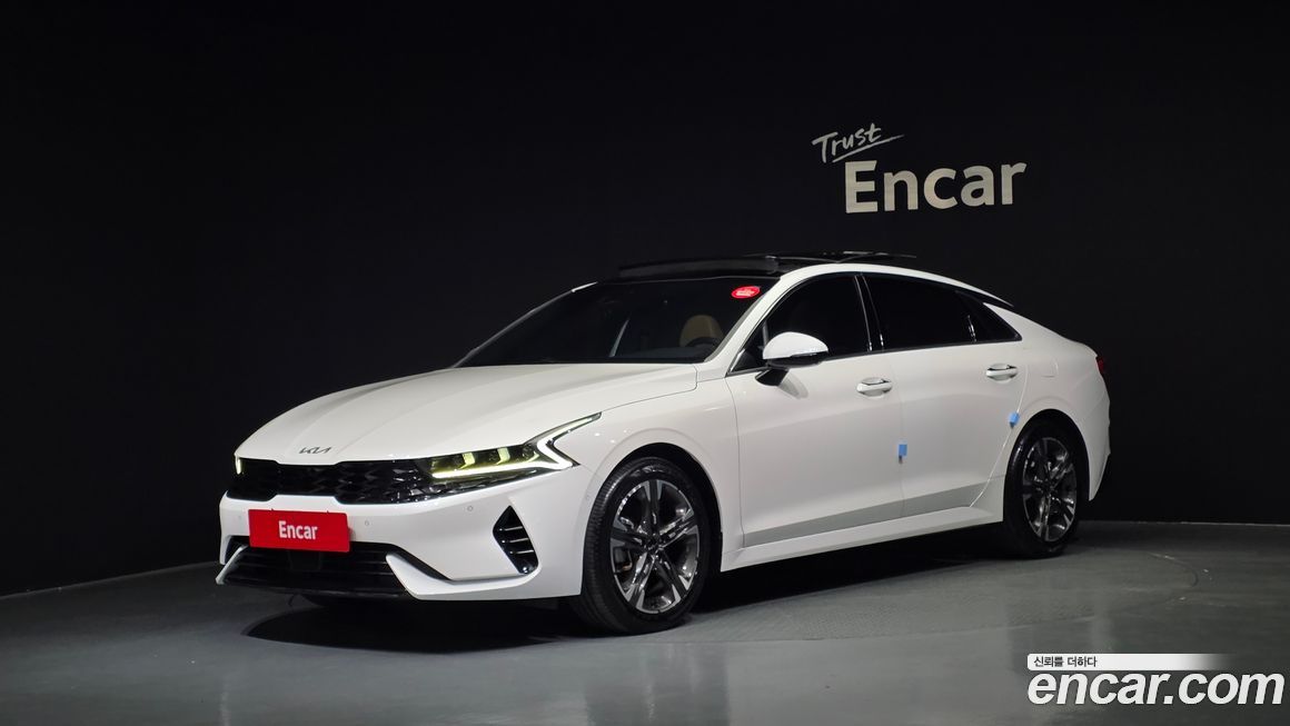 Kia K5 2023
