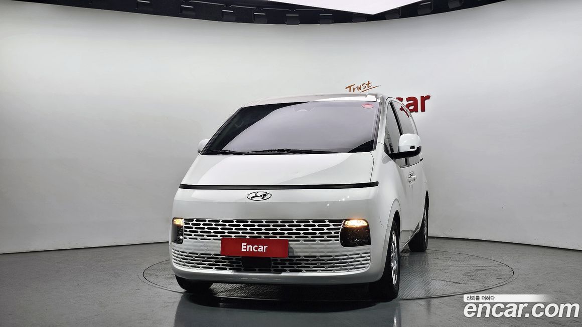 Hyundai Staria 2022