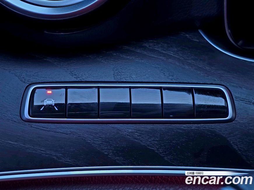 Mercedes-Benz E-Class 2018