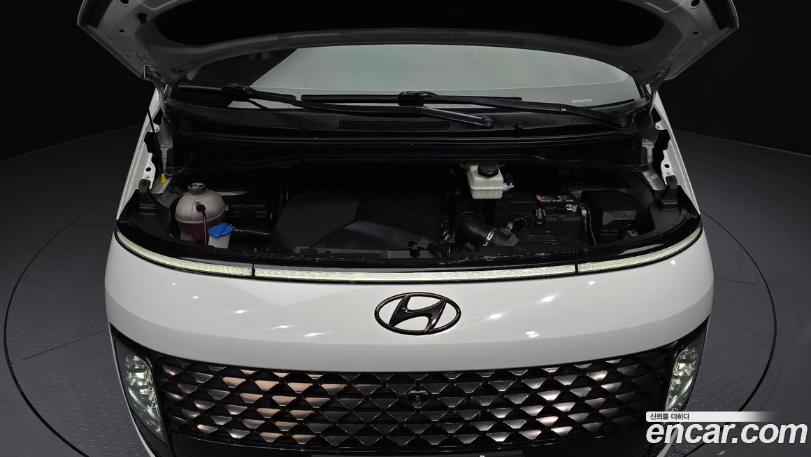 Hyundai Staria 2022