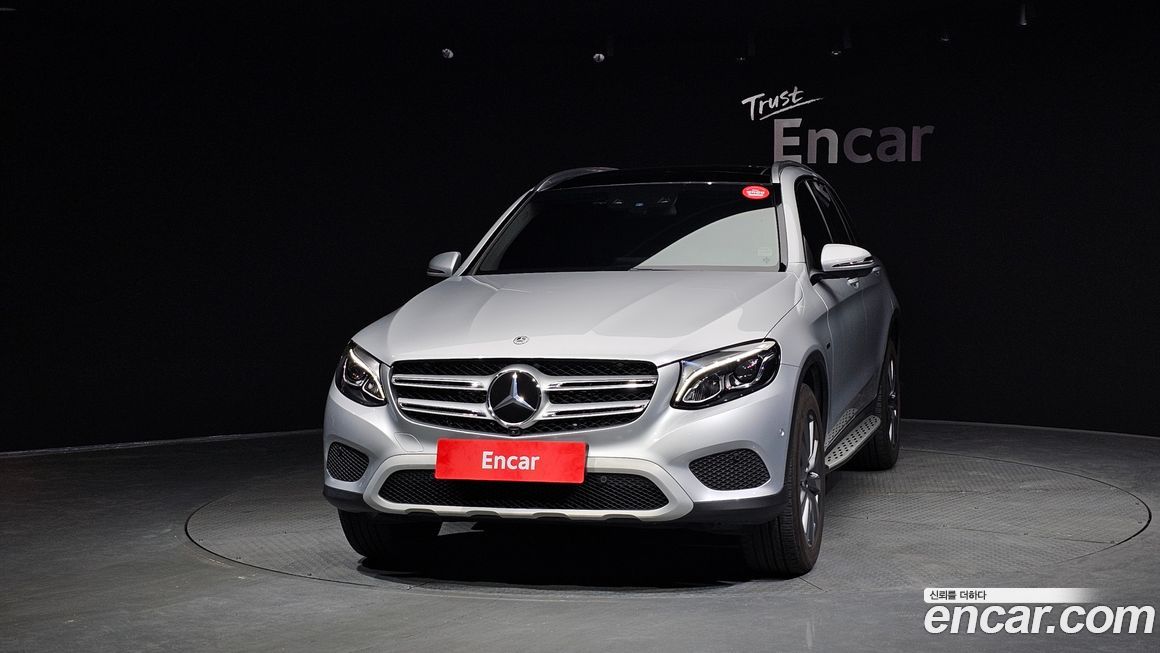 Mercedes-Benz GLC-Class 2019