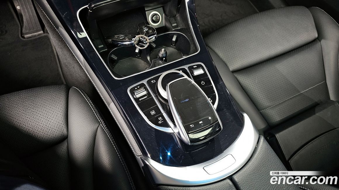 Mercedes-Benz GLC-Class 2019